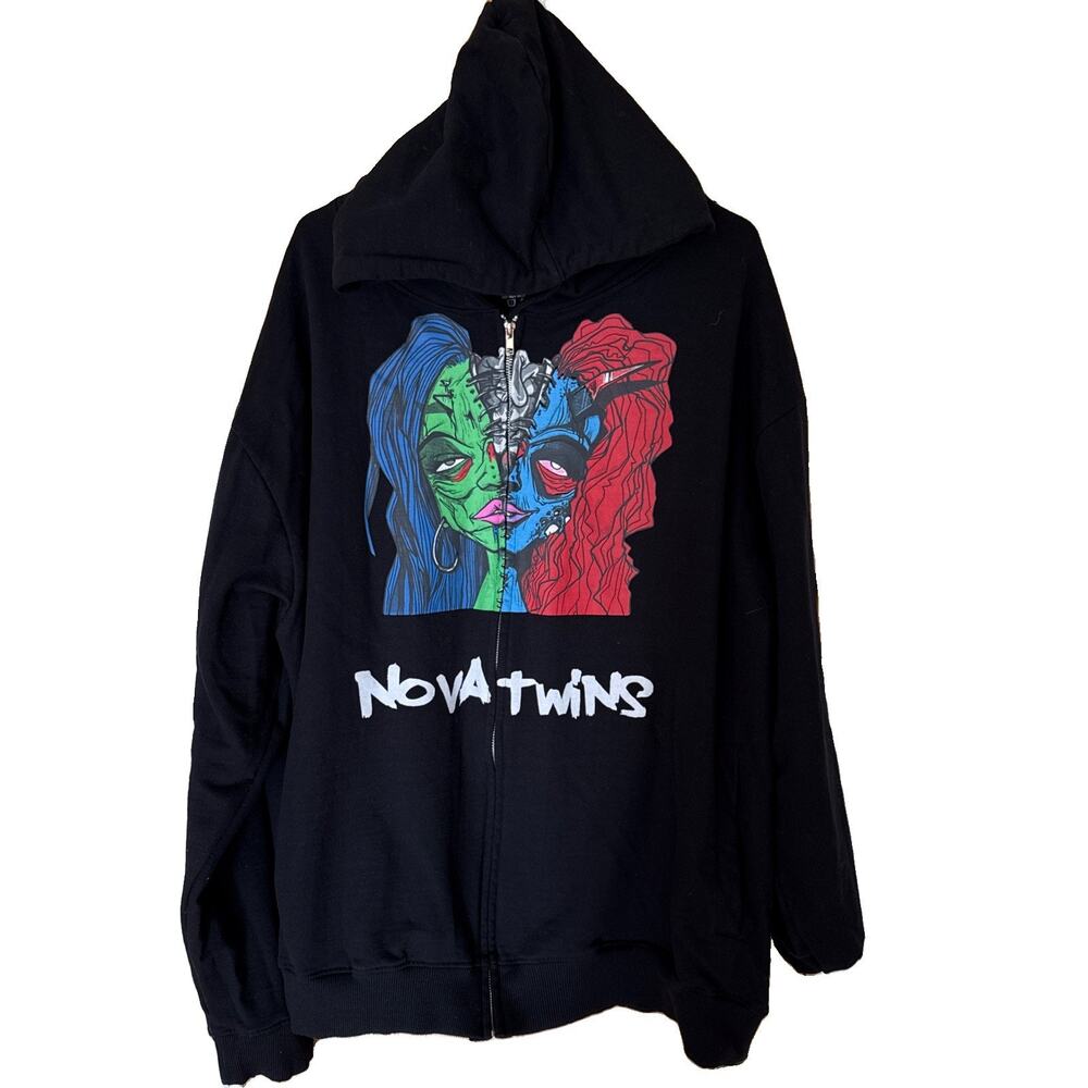 Hot Topic Nova Twins Split Head Graphic Print Black Full Zip Hoodie 3XL